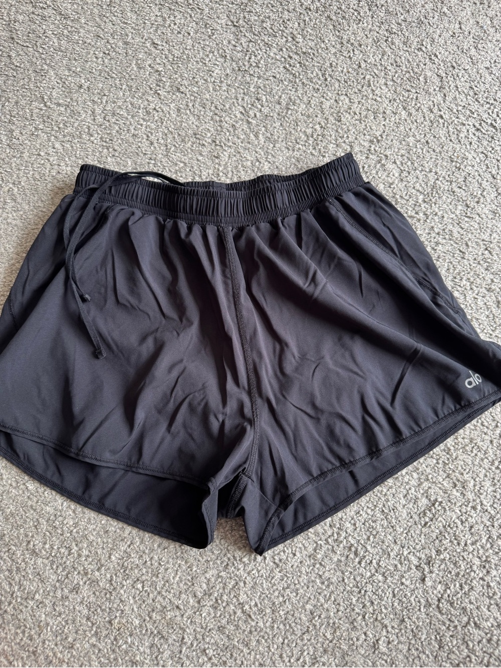 ALO Yoga Women's Black Athletic Shorts